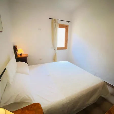 Villetta Lu Liciu Con Giardino, A/c E Bbq Apartment *